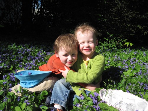 Kids in flowers - 4