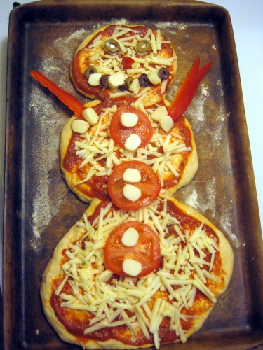 Snowman pizza - before cooking