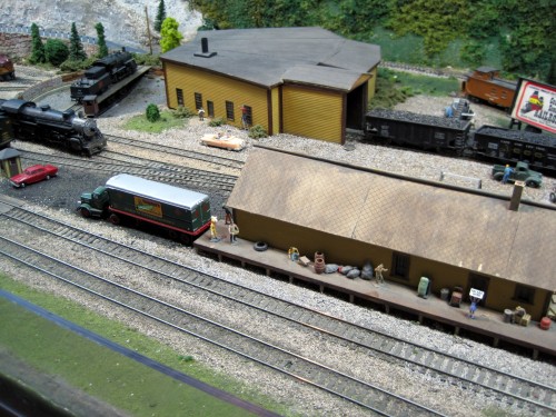 model trains -p2