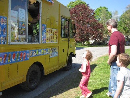 eve at the ice cream truck